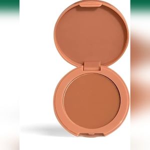 Hanalei matte bronzer.